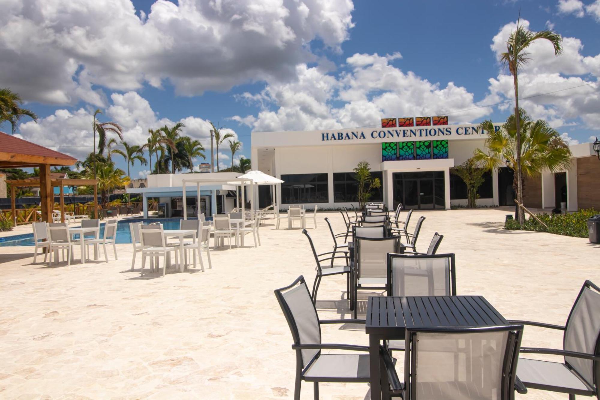 Higuey Habana Hotel Y Restaurante מראה חיצוני תמונה